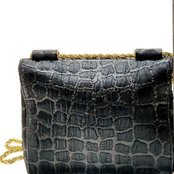 Chloe Elsie In Noir Chloe Black Shoulder/Crossbody Gold Chain Bag - Picture 4 of 6